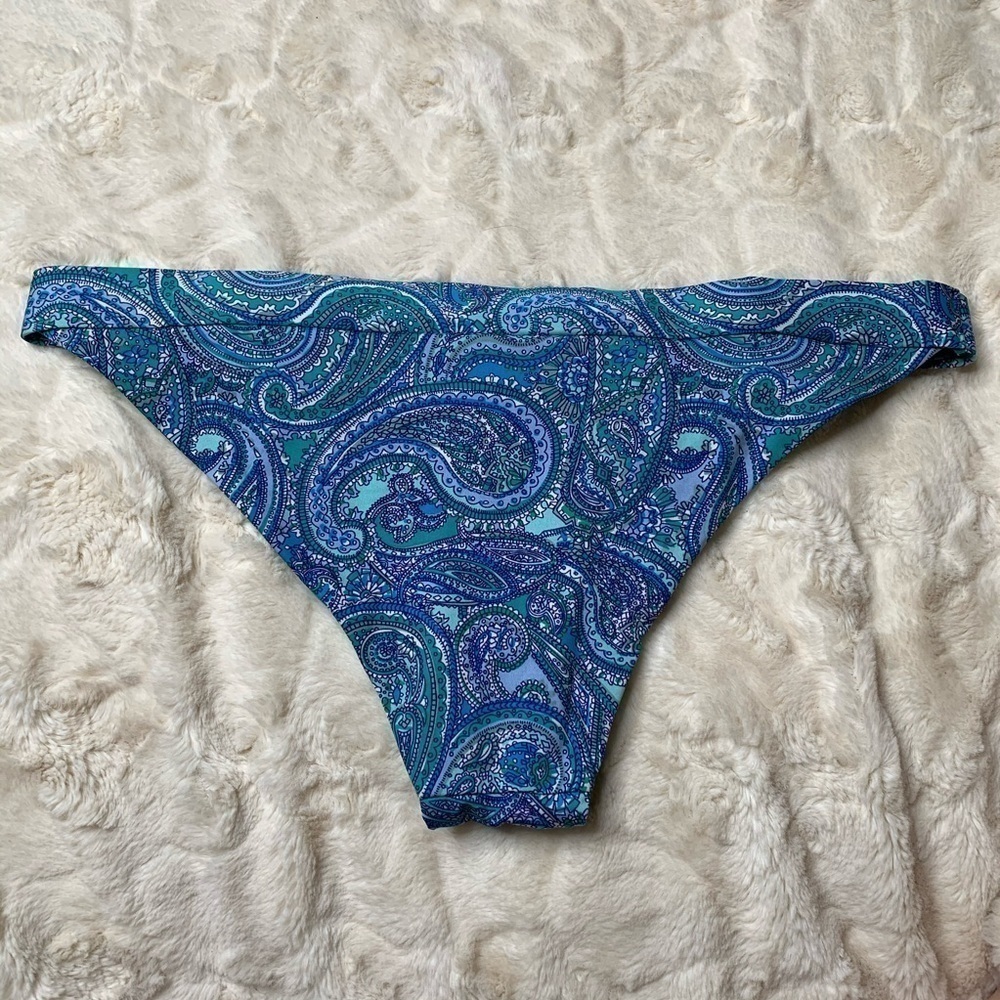 H&M | Sexy | Paisley | Bikini Bottoms | Cheeky - Picture 2 of 4